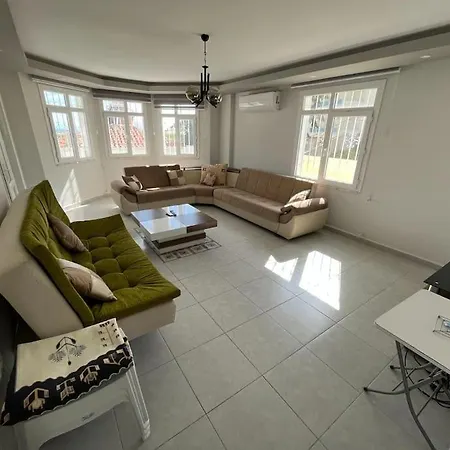 8 Sleeps, With Private Pool In - Awz 330 Villa
